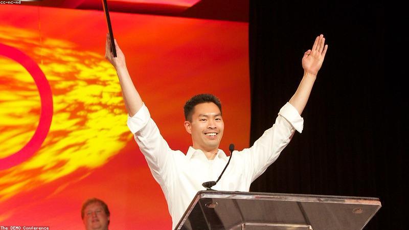 夫妻游戏ai短剧双人互动界面与剧情分支选择